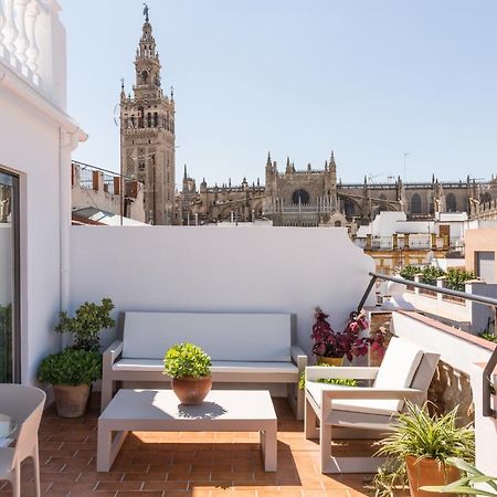 Puerta Catedral Holiday Suites Sevilla Exterior foto